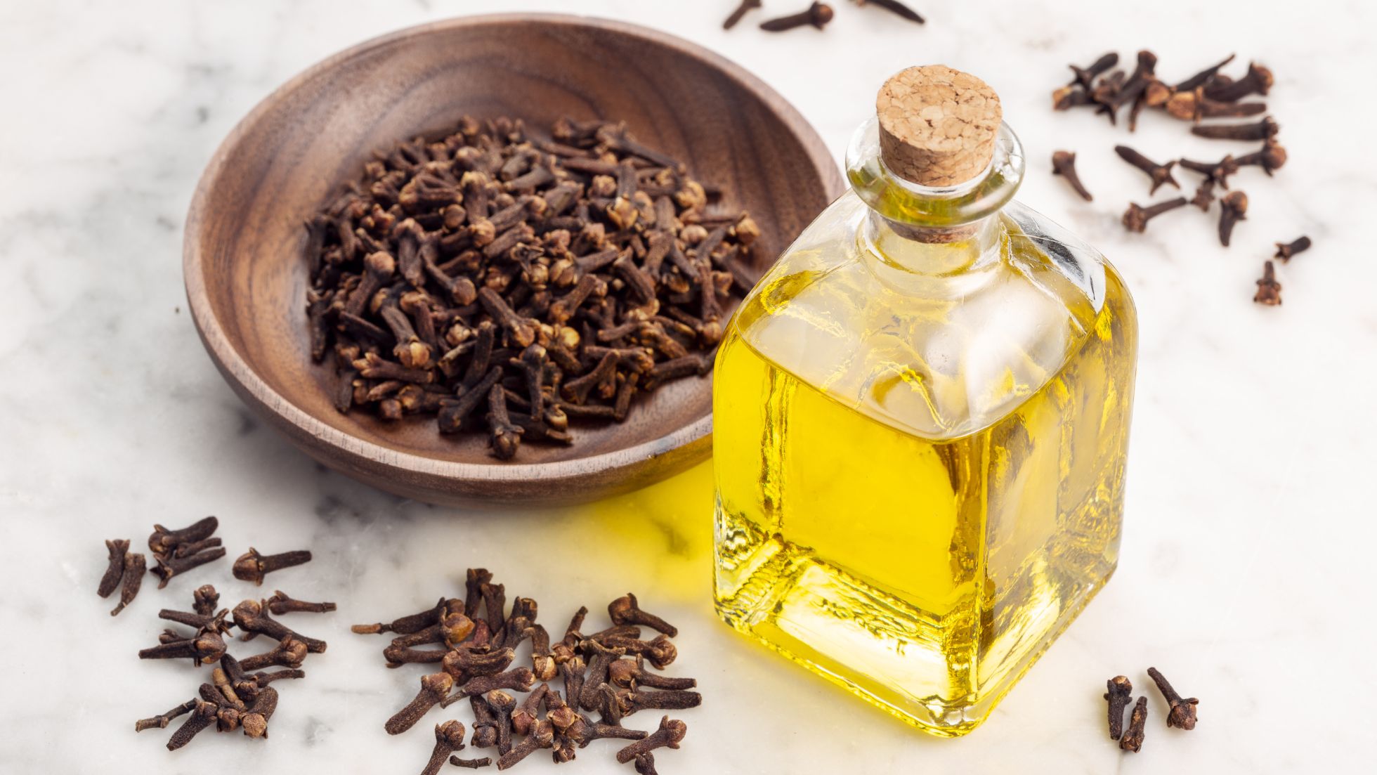 Benefits of Clove Water for Hair